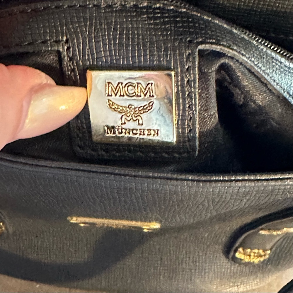 🔥Authentic Vintage MCM Small Black Saffiano Leather Tote Bag/ Flap Closure 🔥 - Picture 10 of 11